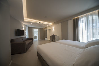 Hotel Airone 4*